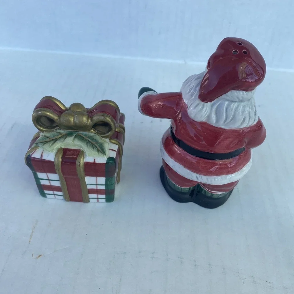 Vtg Fitz and Floyd Salt Pepper Shakers Christmas Ceramic Santa